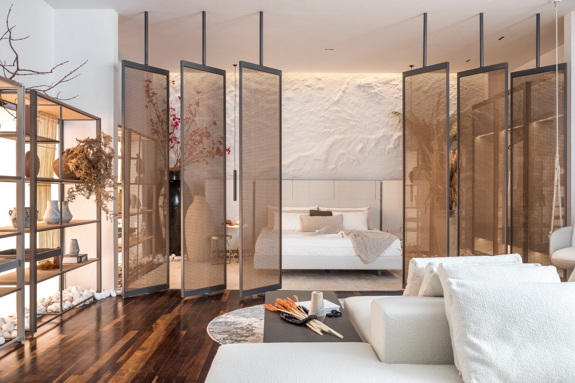 Tons claros no décor: inspire-se em 12 ambientes da CASACOR Paraná