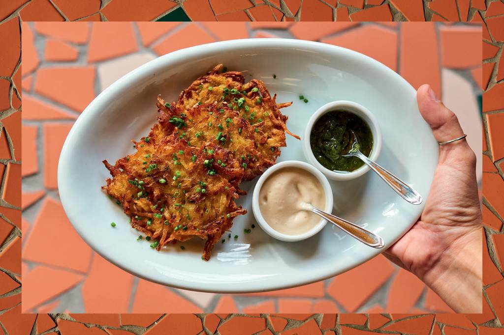 Receita de latkes (bolinho de batata e cebola judaico)