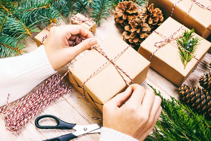 Ideias criativas de embrulhos de presente de Natal Ideias criativas de embrulhos de presente de Natal