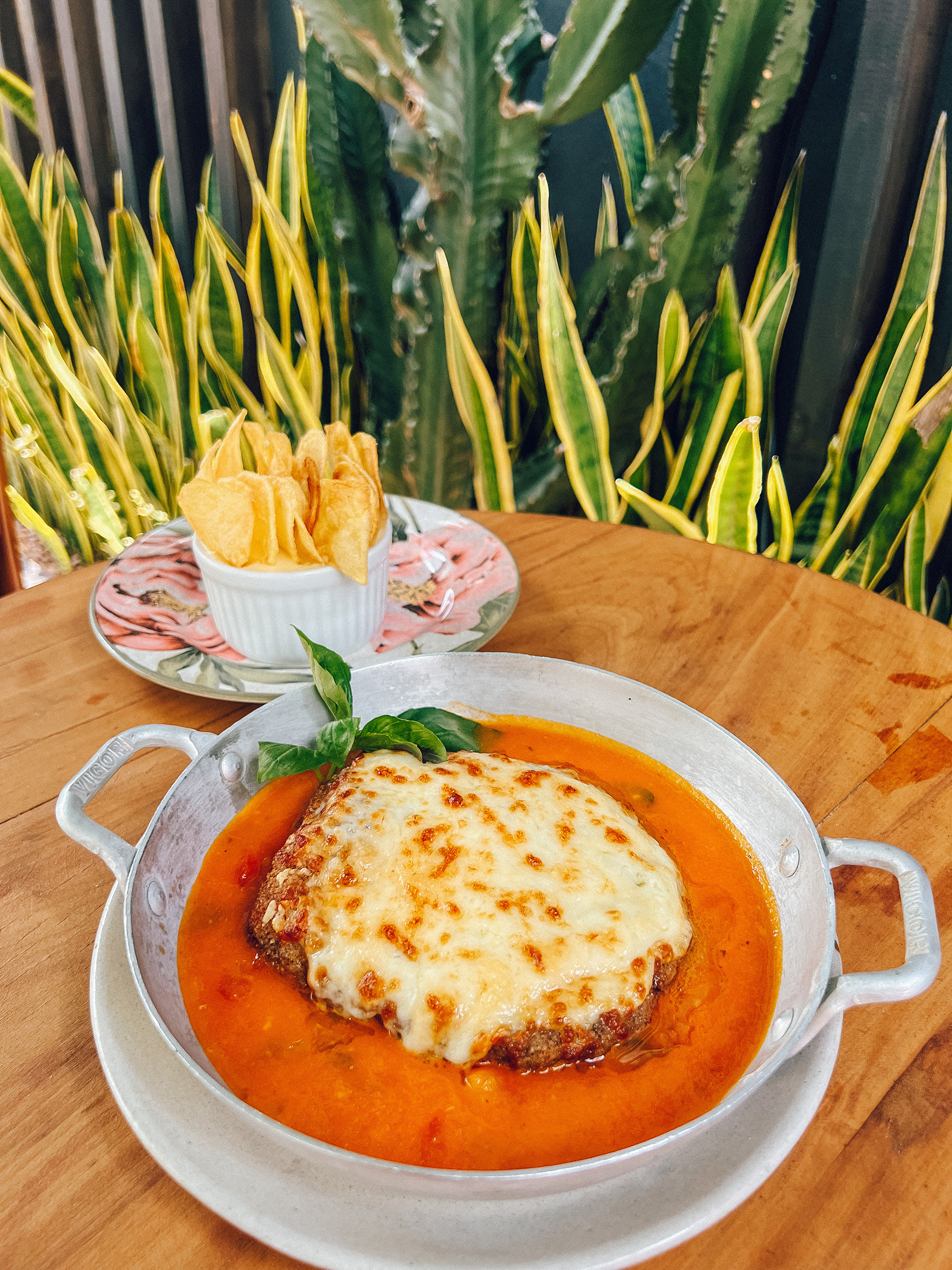 Fil&eacute; mignon &agrave; parmegiana do Emp&oacute;rio Manuel