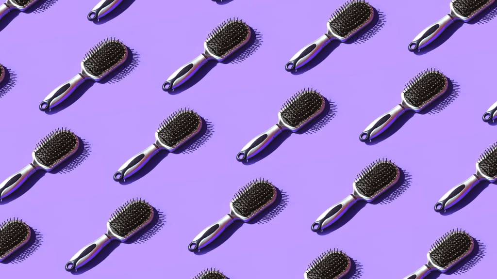 Como limpar a escova de cabelo para não prejudicar sua saúde