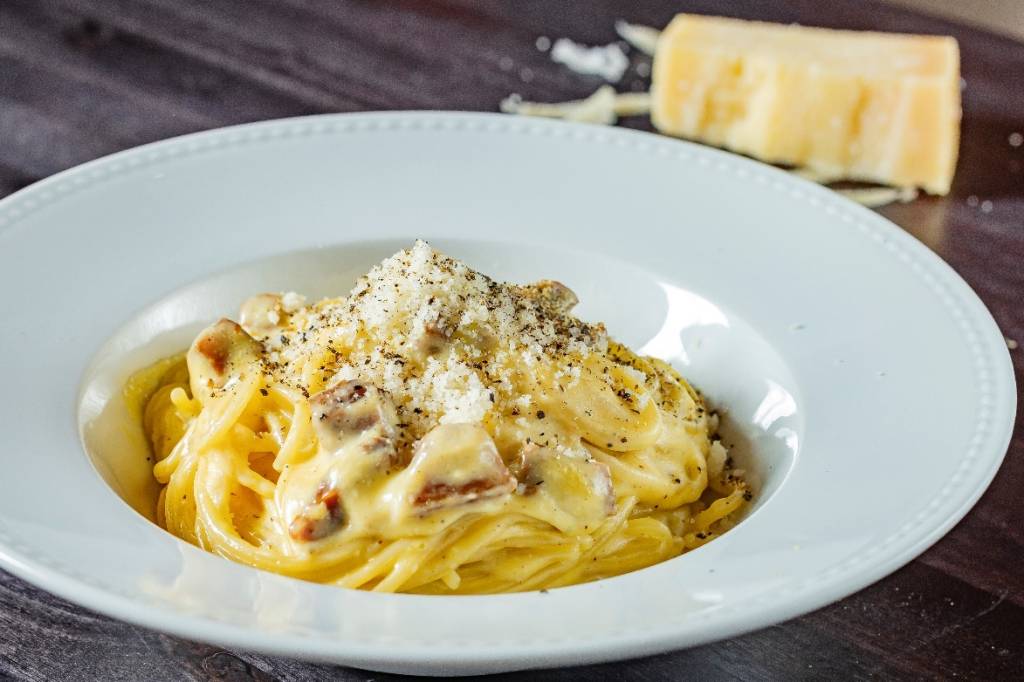 A carbonara do restaurante Temperani Cucina A carbonara do restaurante Temperani Cucina