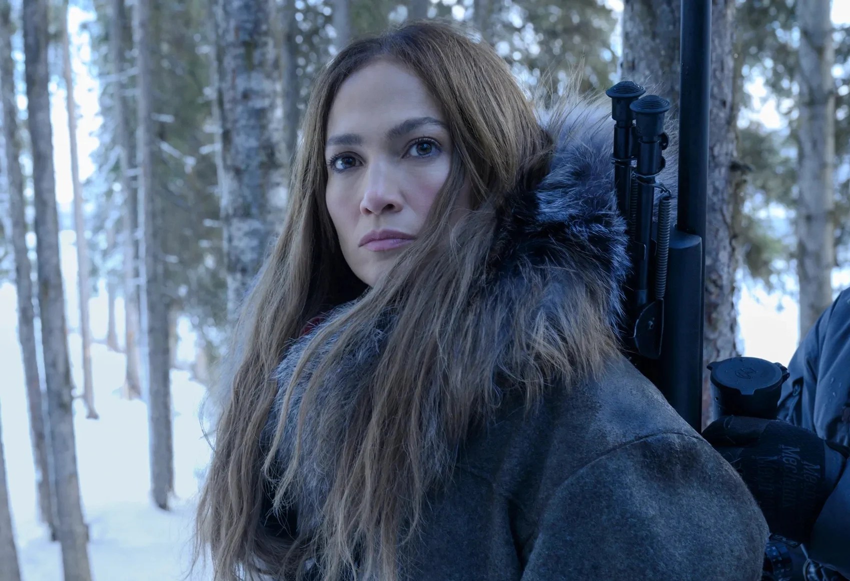 Jennifer Lopez em cena de "A Mãe", filme da Netflix.