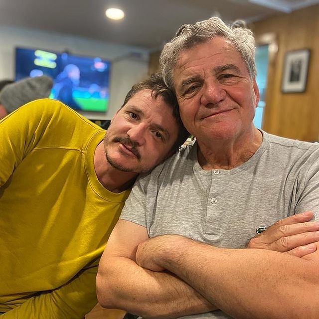 pedro-pascal-como-o-pai Motivos para amar Pedro Pascal.
