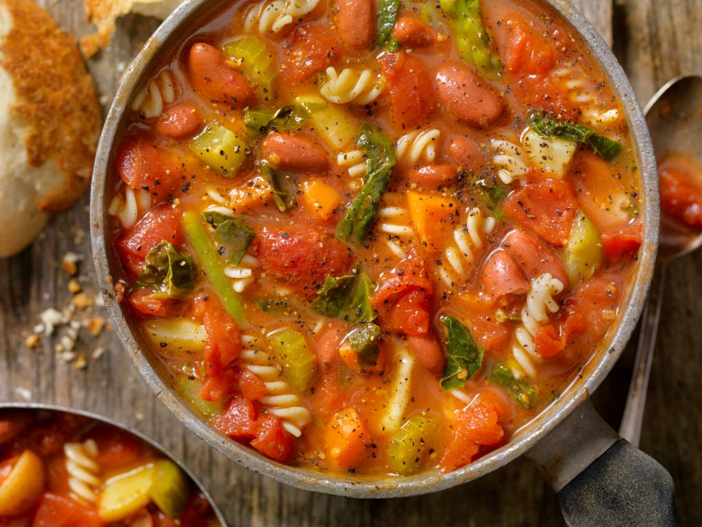Receitas de sopa de legumes: 10 opções com ervilha, cebola, abóbora!