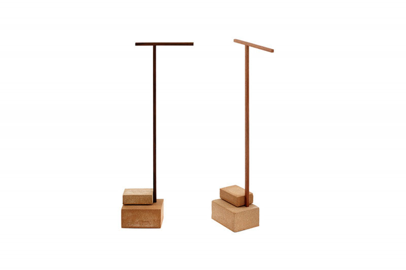 Cabideiro Solo, por Ana Neute