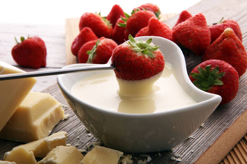 Fondue de Chocolate Branco Fondue de Chocolate Branco
