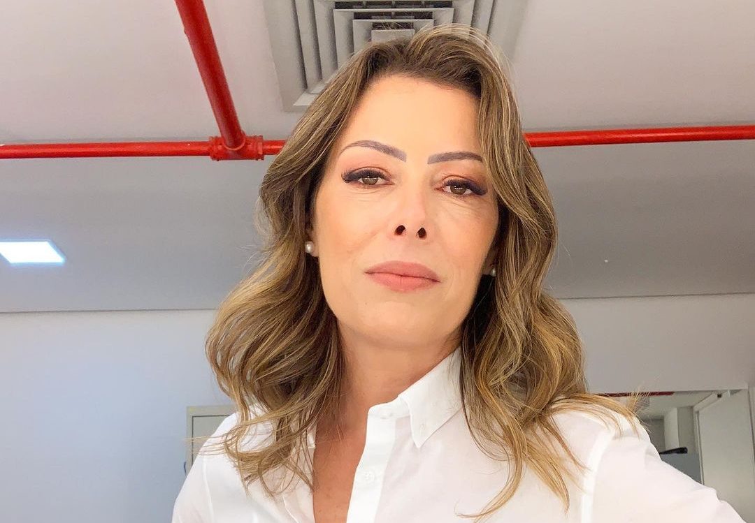 Luciana Mariano, primeira narradora do Brasil, fala sobre sua trajetória