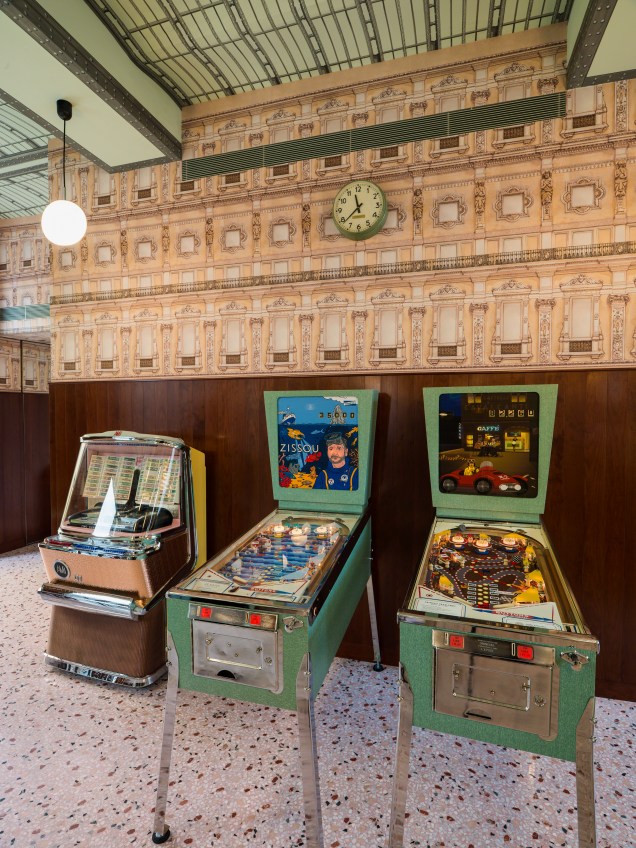 Bar Luce, por Wes Anderson, em Mil&atilde;o