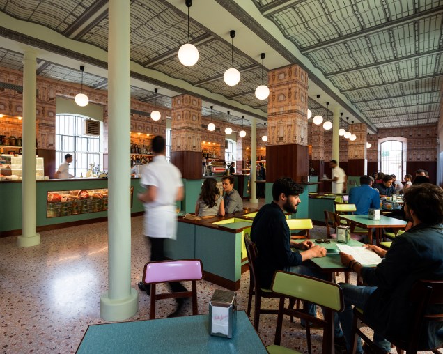 Bar Luce, por Wes Anderson, em Mil&atilde;o