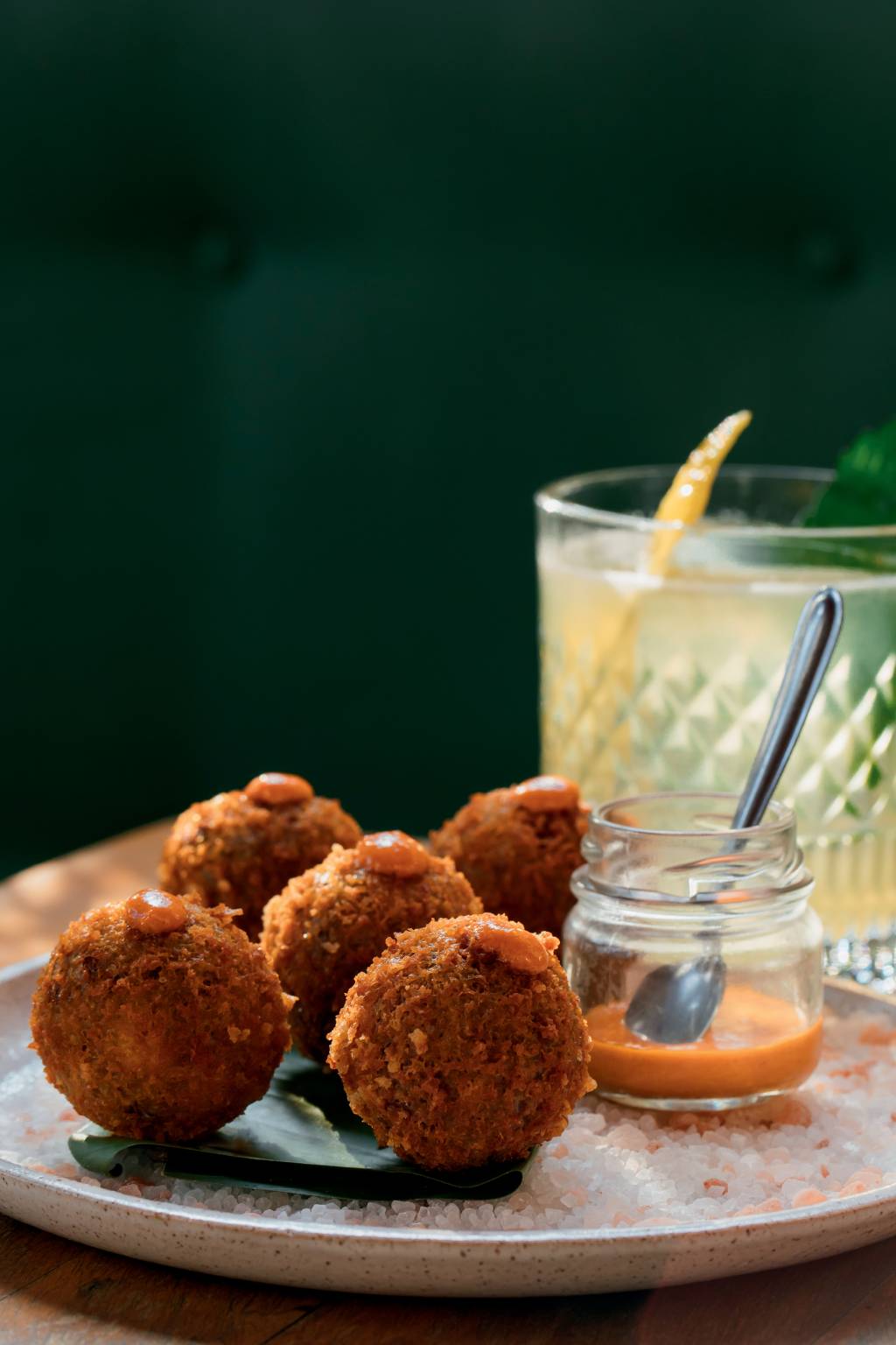Croquete de carne e queijo – Atto Restaurante Croquete de carne e queijo - Atto Restaurante