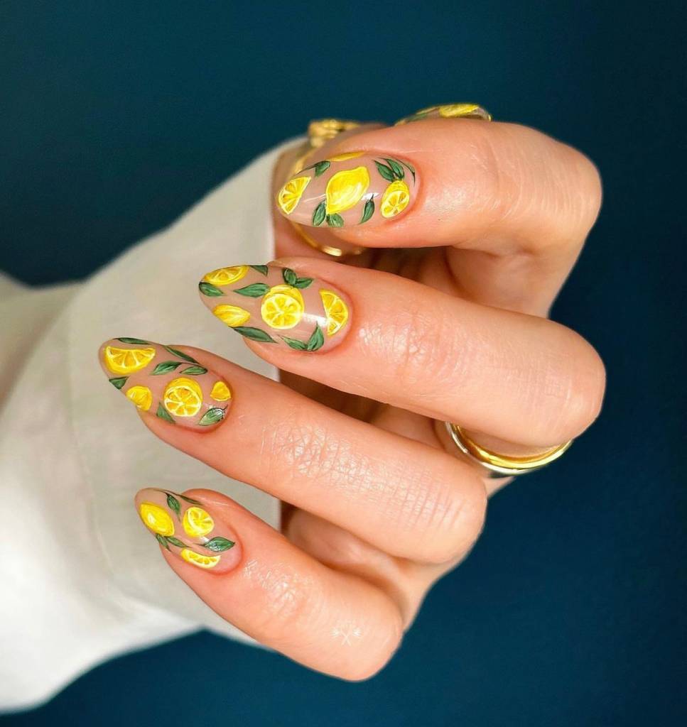 nail-art-primavera-cítricos