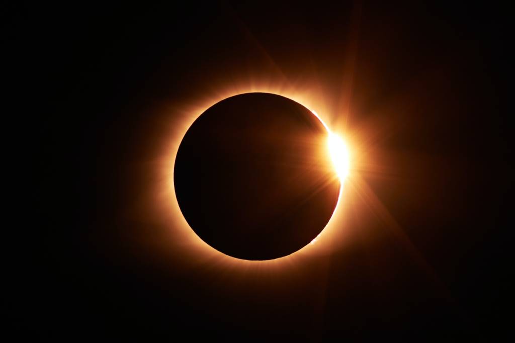 Eclipse solar: fenômeno astronômico poderá ser observado do Brasil