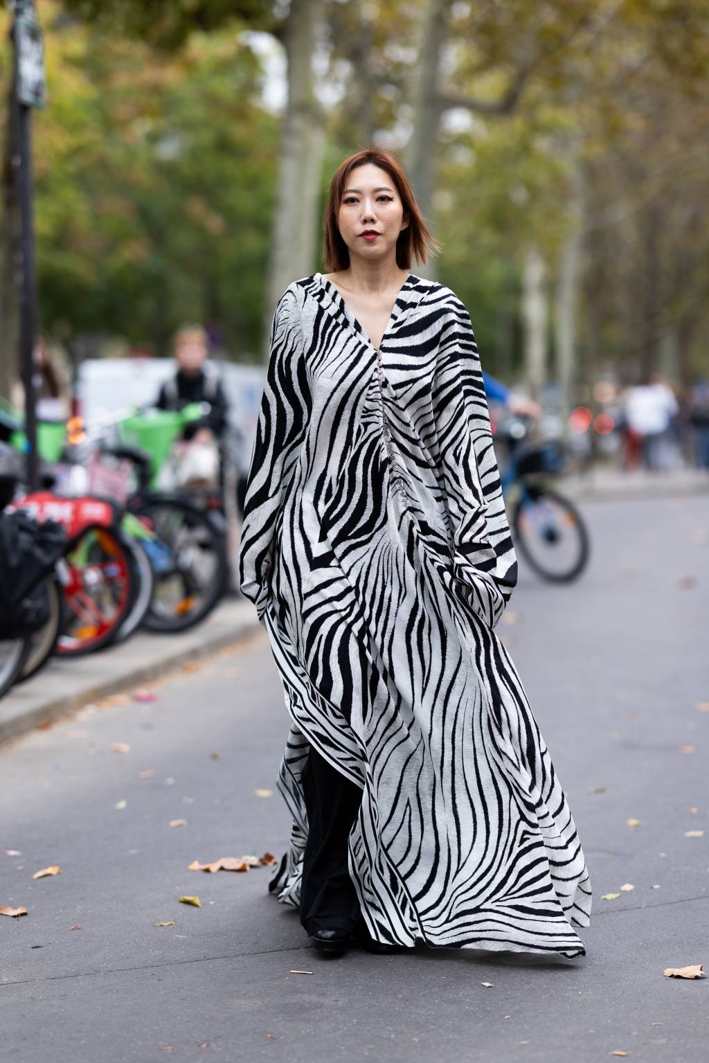 Street Style – Paris Fashion Week – Womenswear Spring/Summer 2024 – Day Five Street Style – Paris Fashion Week – Womenswear Spring/Summer 2024 – Day Five