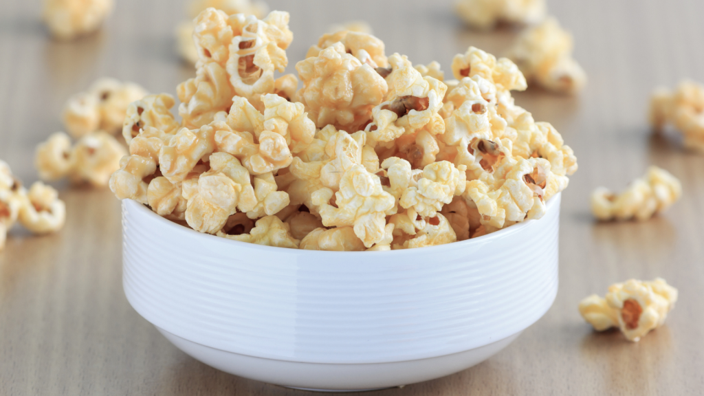 Receita de pipoca doce fácil com água e óleo