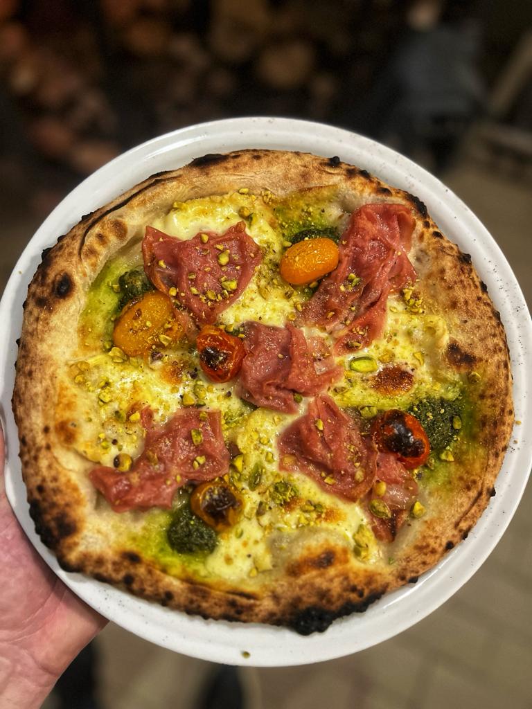 Pizza de Mortadela da Di Bari Pizza
