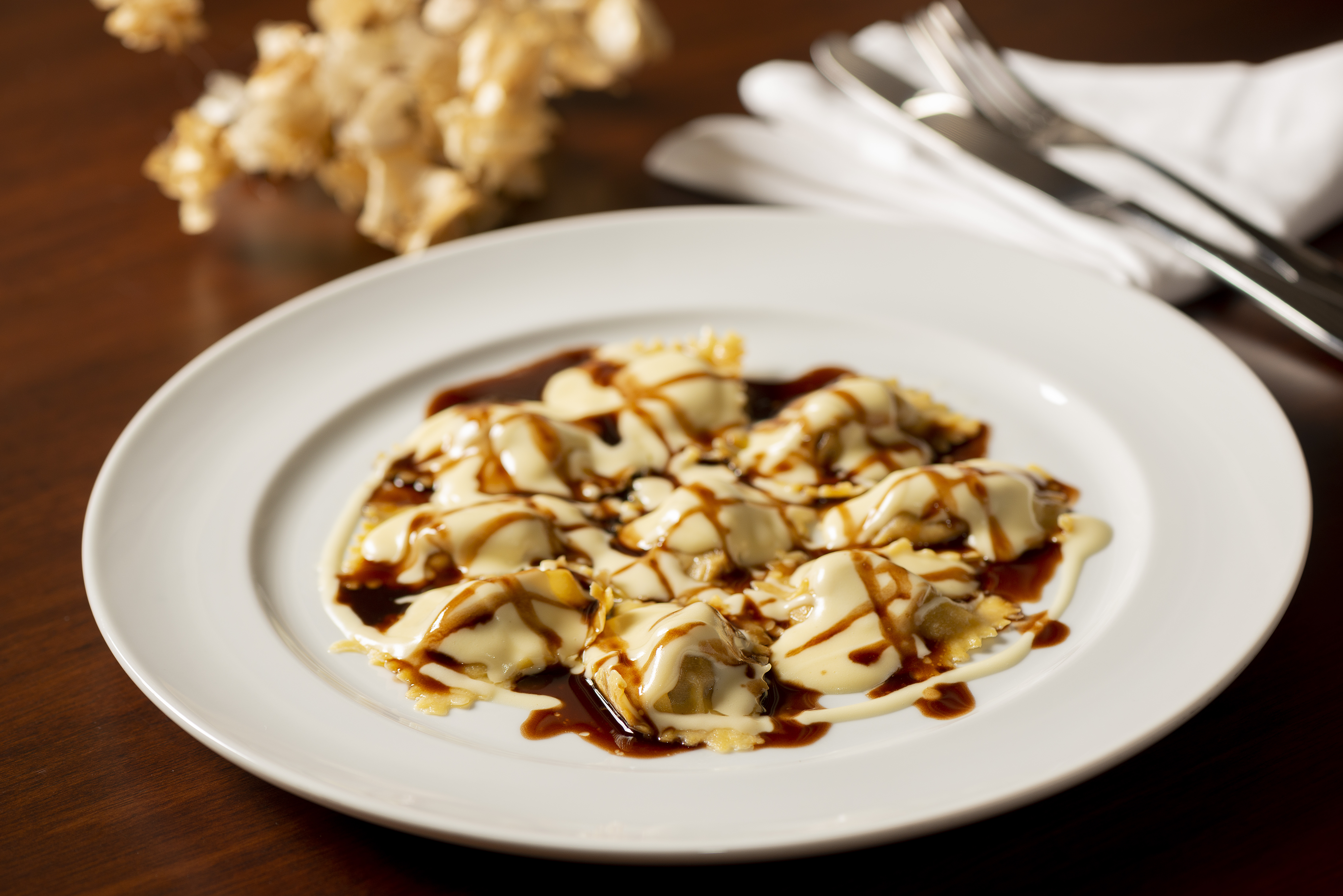 Fasano - Tortelli de vitela com creme de parmes&atilde;o e roti de vitela