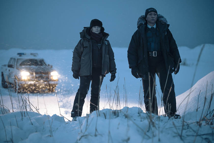 Com uma trama que mistura suspense, terror e saberes ancestrais, True Detective: Terra Noturna é uma viagem para os cantos mais sombrios