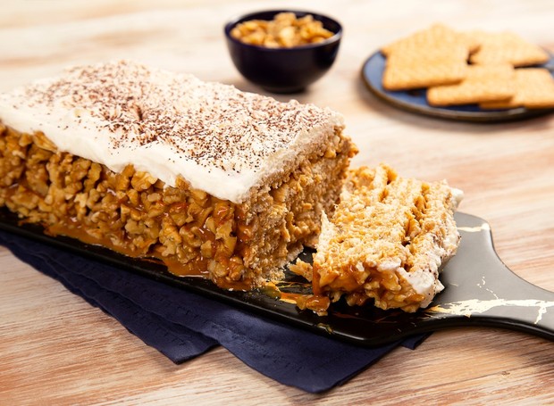 Receitas de pavê: de amendoim, no pote, de nozes e mais