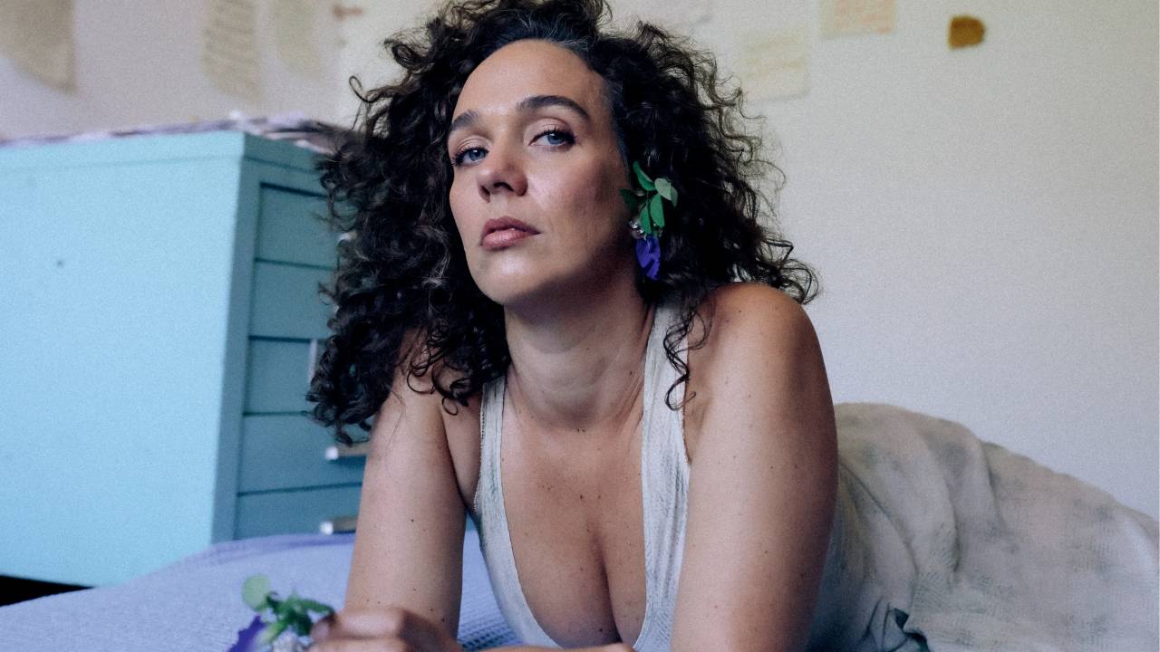 Entrevista com Mana Bernardes.