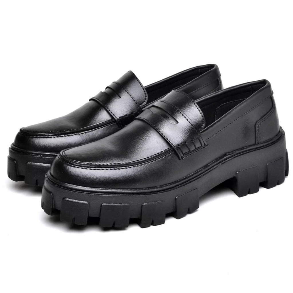 Mocassim preto de couro