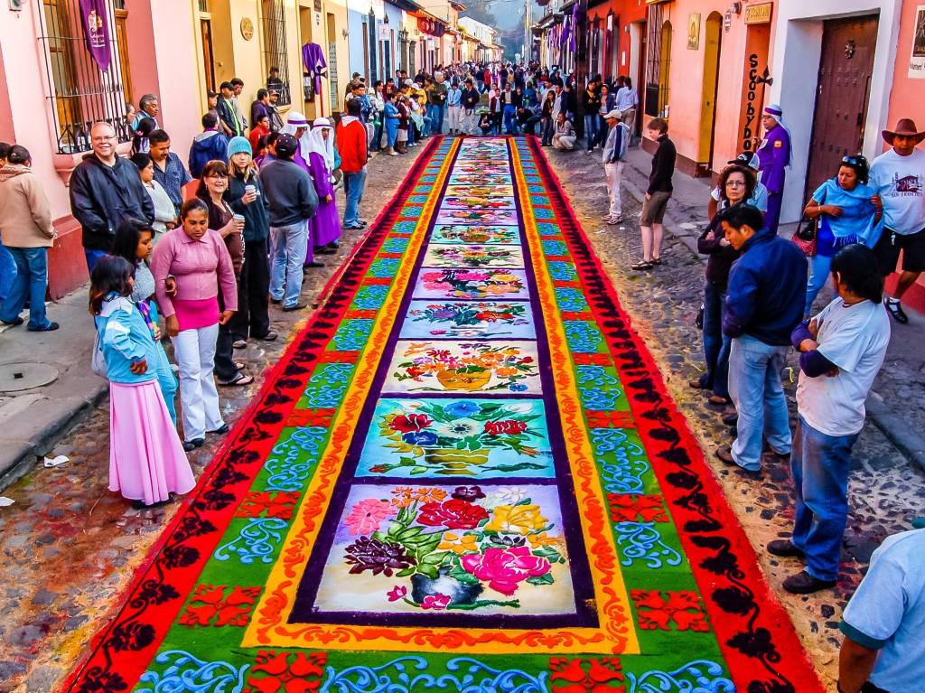 Descubra como a Páscoa é celebrada de forma única em diferentes países.