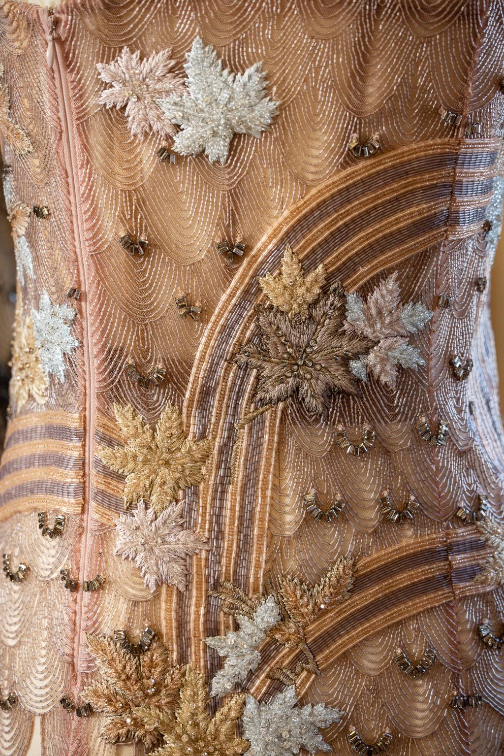 01_Fendi 0Couture AW22_Fittings and Savoir Faire Fendi Couture