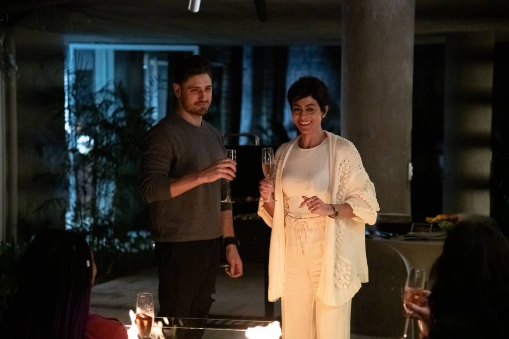 “Em Desejos S.A.”, Carol Castro lida com grooming e um universo apavorante