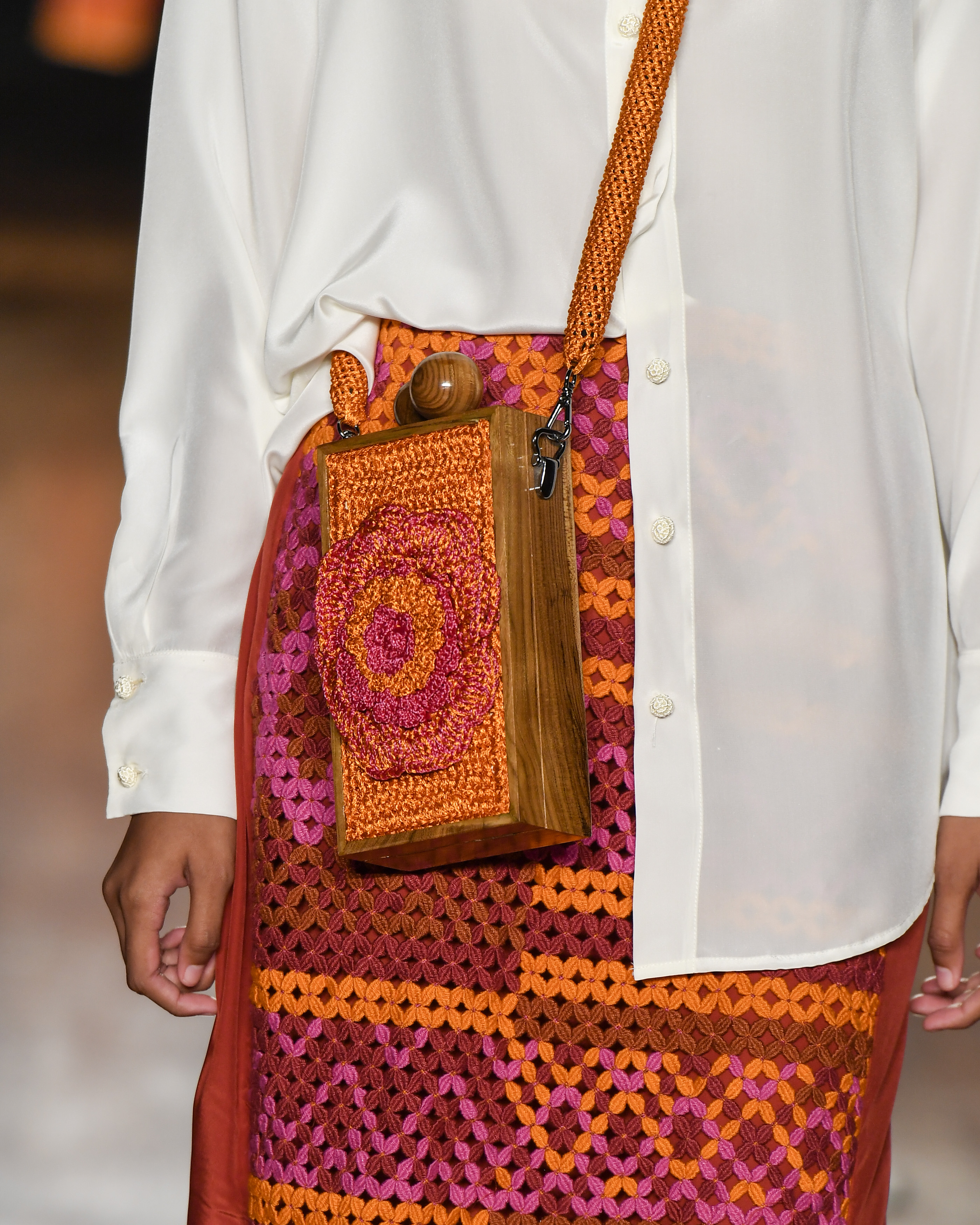 catarina-mina-bolsa