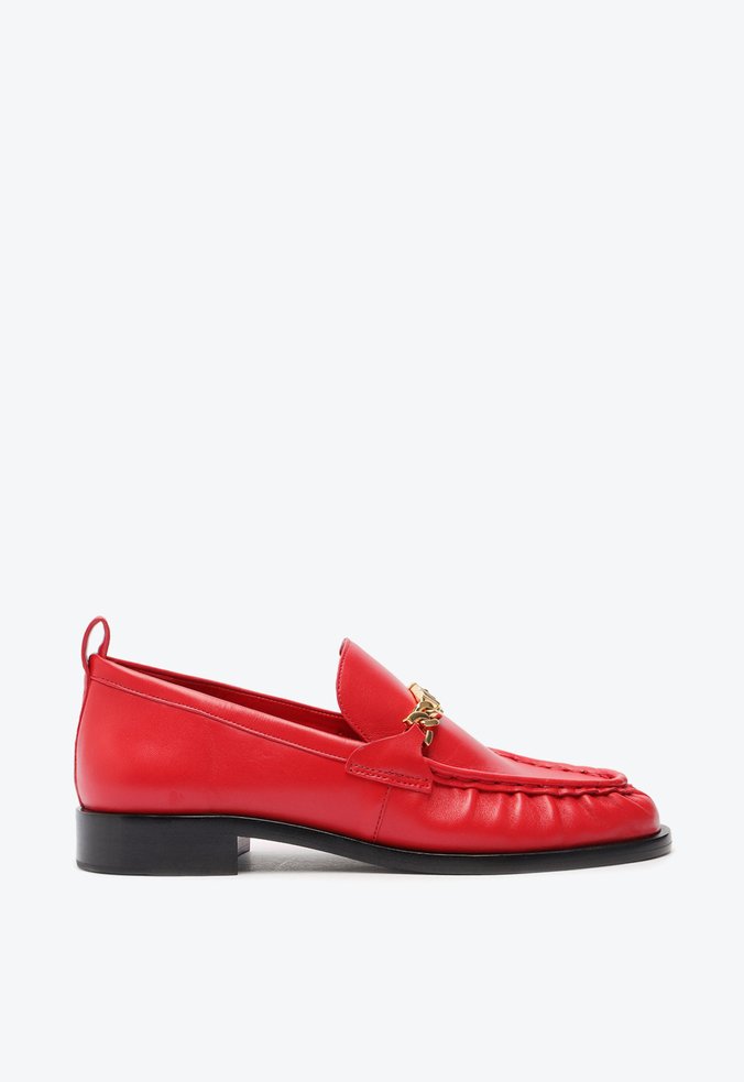 Mocassim vermelho da Schutz