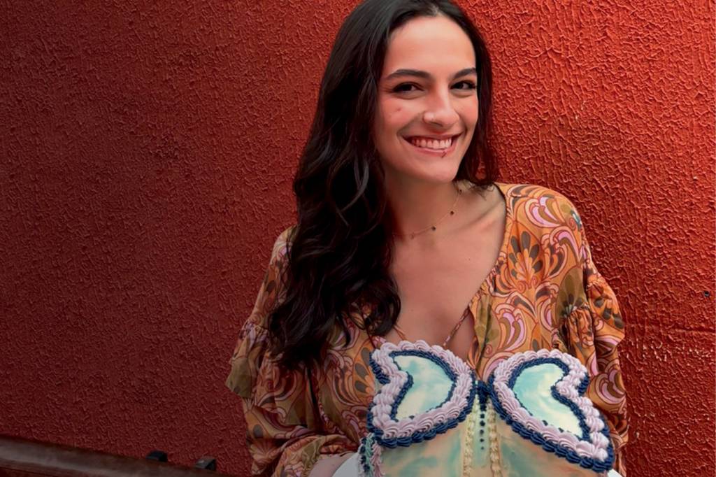 Conheça Betina Duarte, do ateliê Be Sweet, que fez o bolo da Maisa