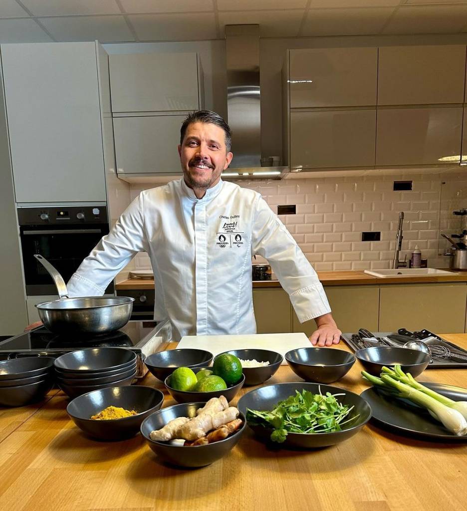 maior-restaurante-do-mundo-chef-vila-olimpica O chef Charles Guilloy comanda o maior restaurante do mundo, montado na Vila Olímpica, em Paris