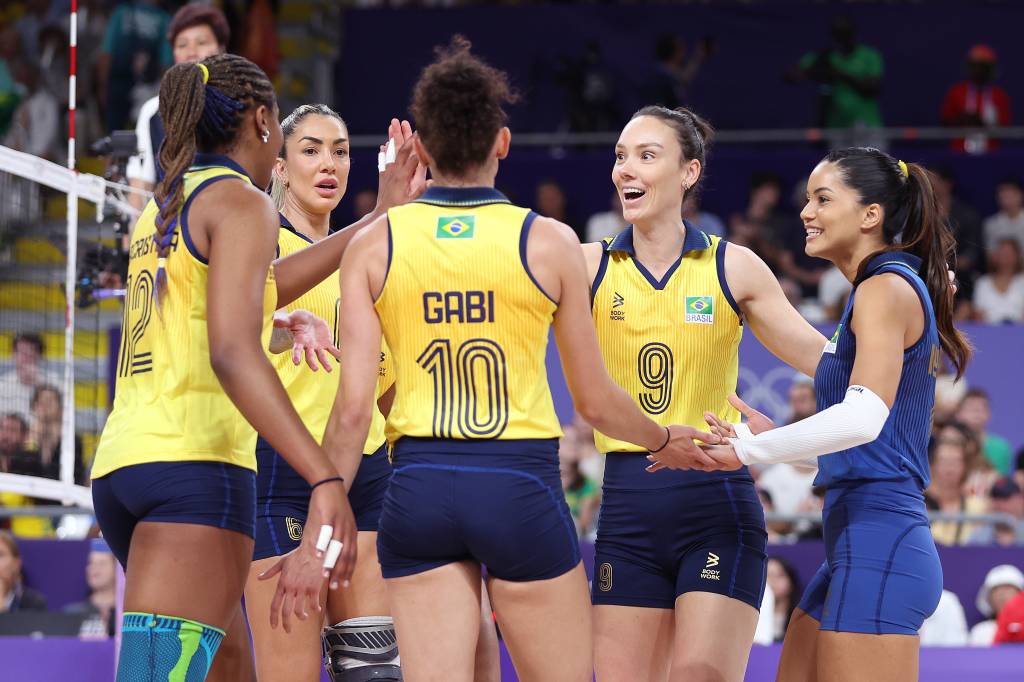 Olimpíadas 2024: Seleção feminina de vôlei vence o Quênia