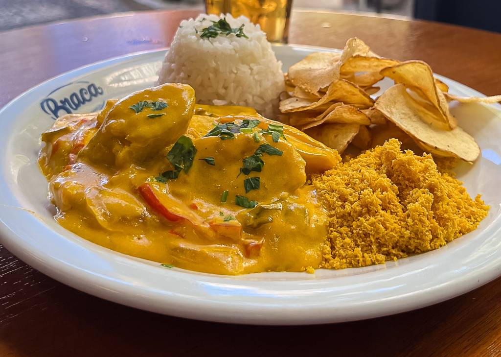 dia-da-banana-moqueca-de-banana-da-terra Moqueca de banana-da-terra