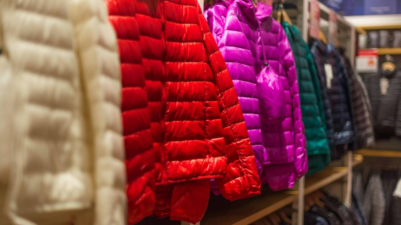 O papel da indústria têxtil na moda atual - Coluna Rachel Jordan
