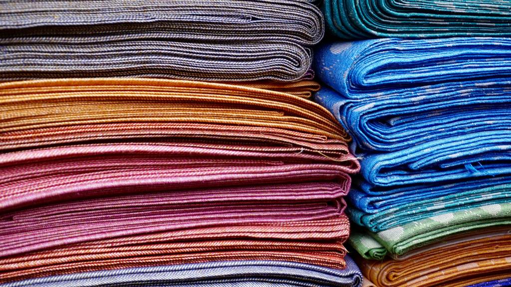 industria-moda-sustentabilidade-impactos O papel da indústria têxtil na moda atual - Coluna Rachel Jordan