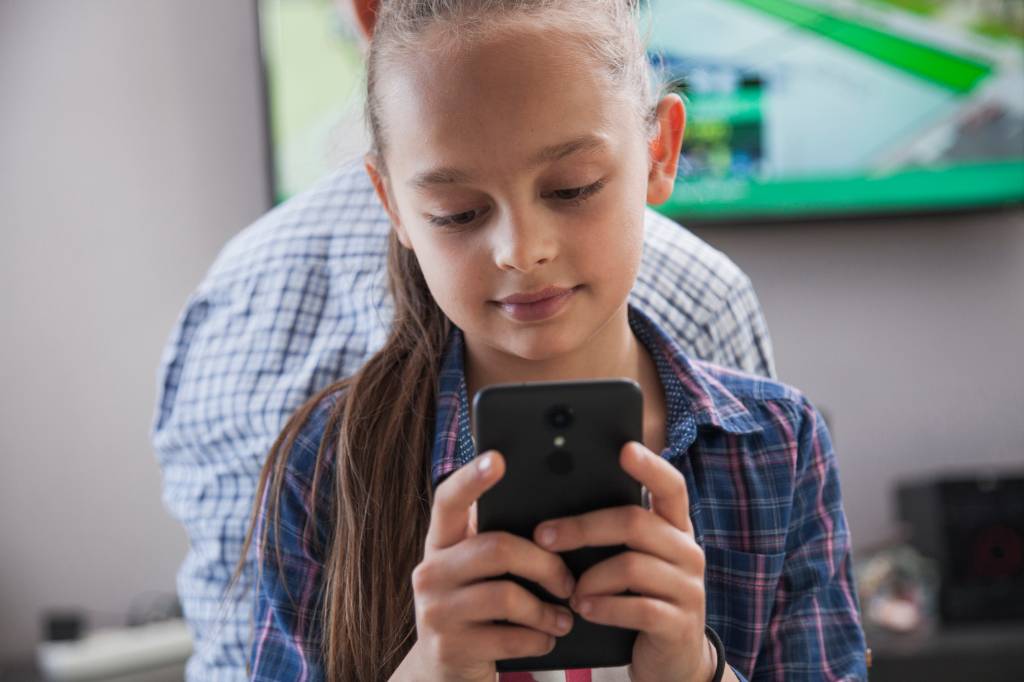 Precisamos discutir o uso do celular nas salas de aula