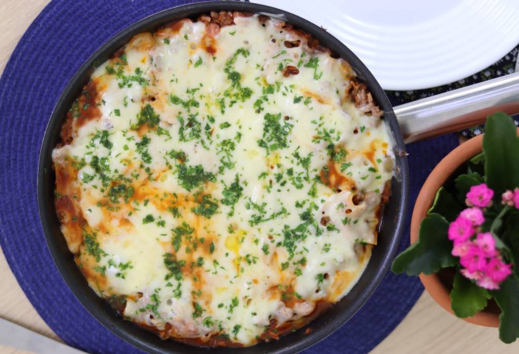 Receita de lasanha de frigideira fica pronta em poucos minutos