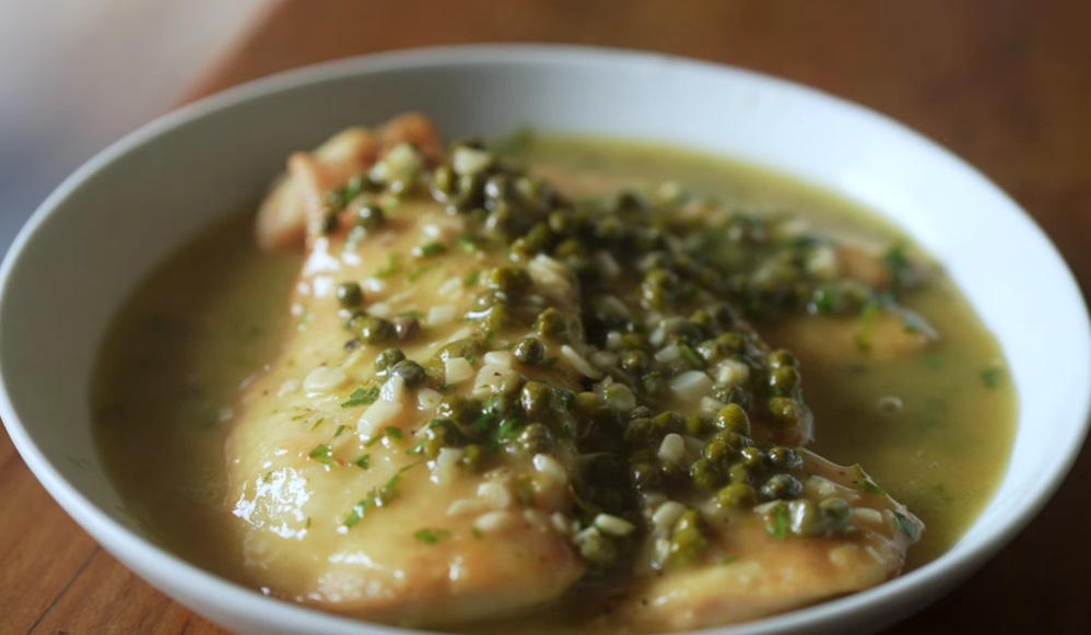 the-bear-receita-piccata-de-frango (1) Frango Piccatta da série