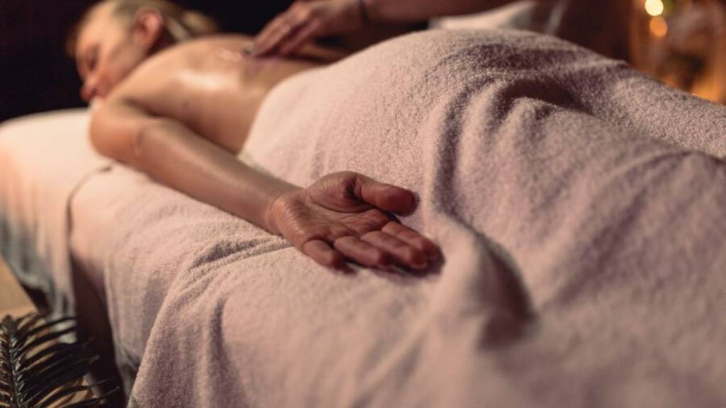 “Eu, 64 anos, fiz sexo tântrico no primeiro date”