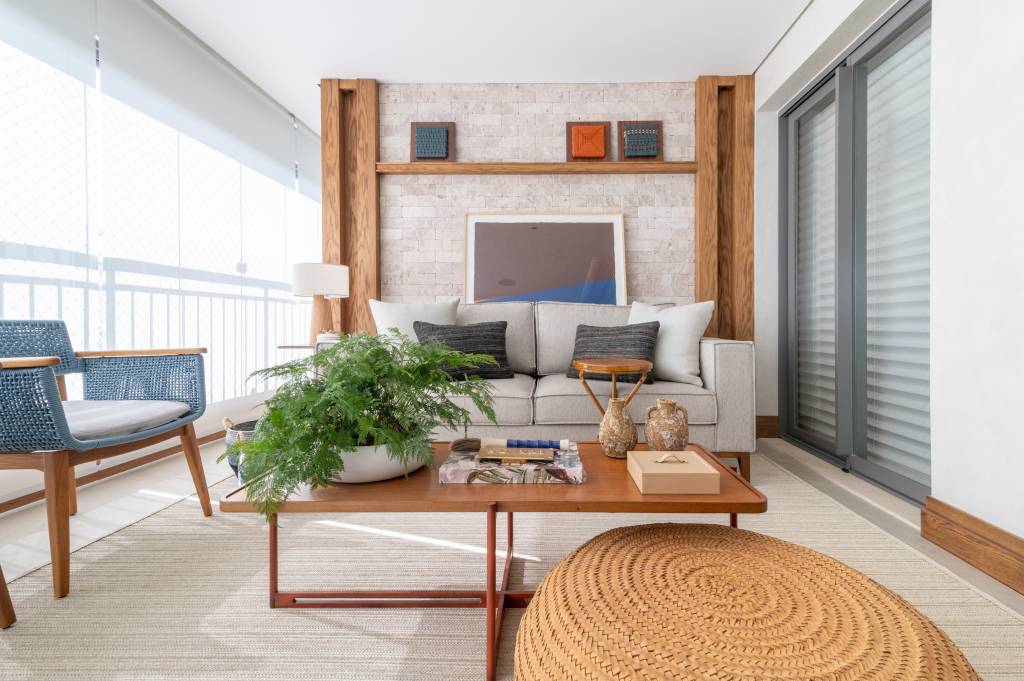 almofada-decoracao Decoração com almofadas brancas e escuras