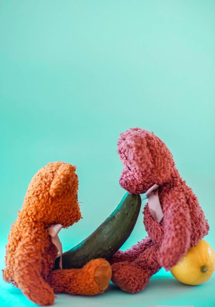 pornografia-sexo-relacionamento-traição Consumir pornografia é considerado traição? Terapeuta sexual responde