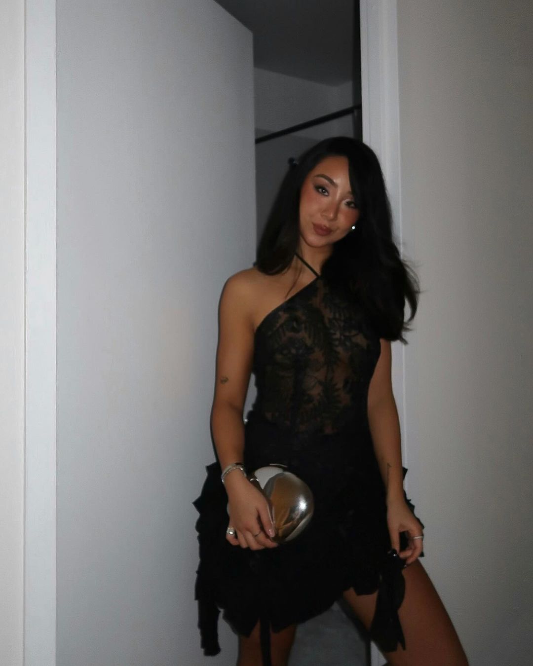 Looks com reinterpreta&ccedil;&otilde;es dos anos 1980