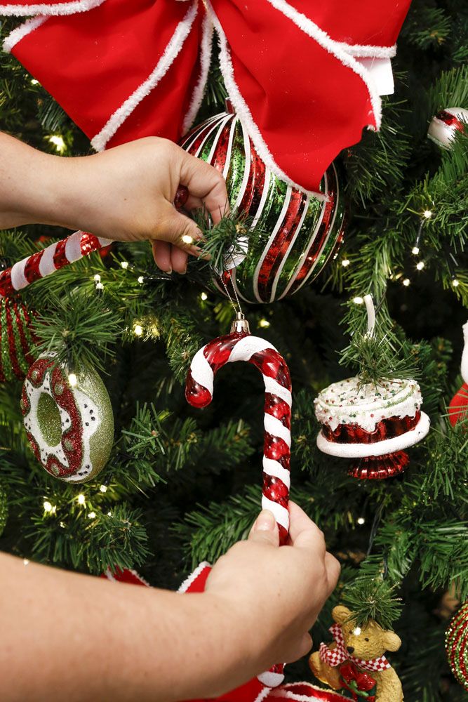 bengala-de-natal-decoração-árvore 5 enfeites que são tendência no Natal 2024! Veja onde comprar