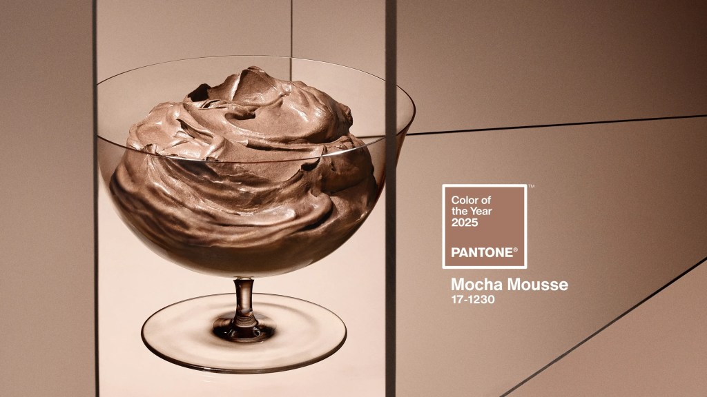 Mocha mousse é eleita a cor de 2025 pela Pantone