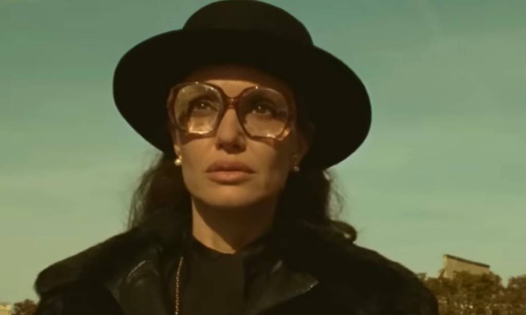 “Maria”, com Angelina Jolie, falha ao retratar a complexidade de Callas