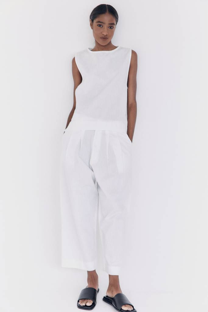 imagem vertical_VITRINE VERAO5 Roupas leves para o verão