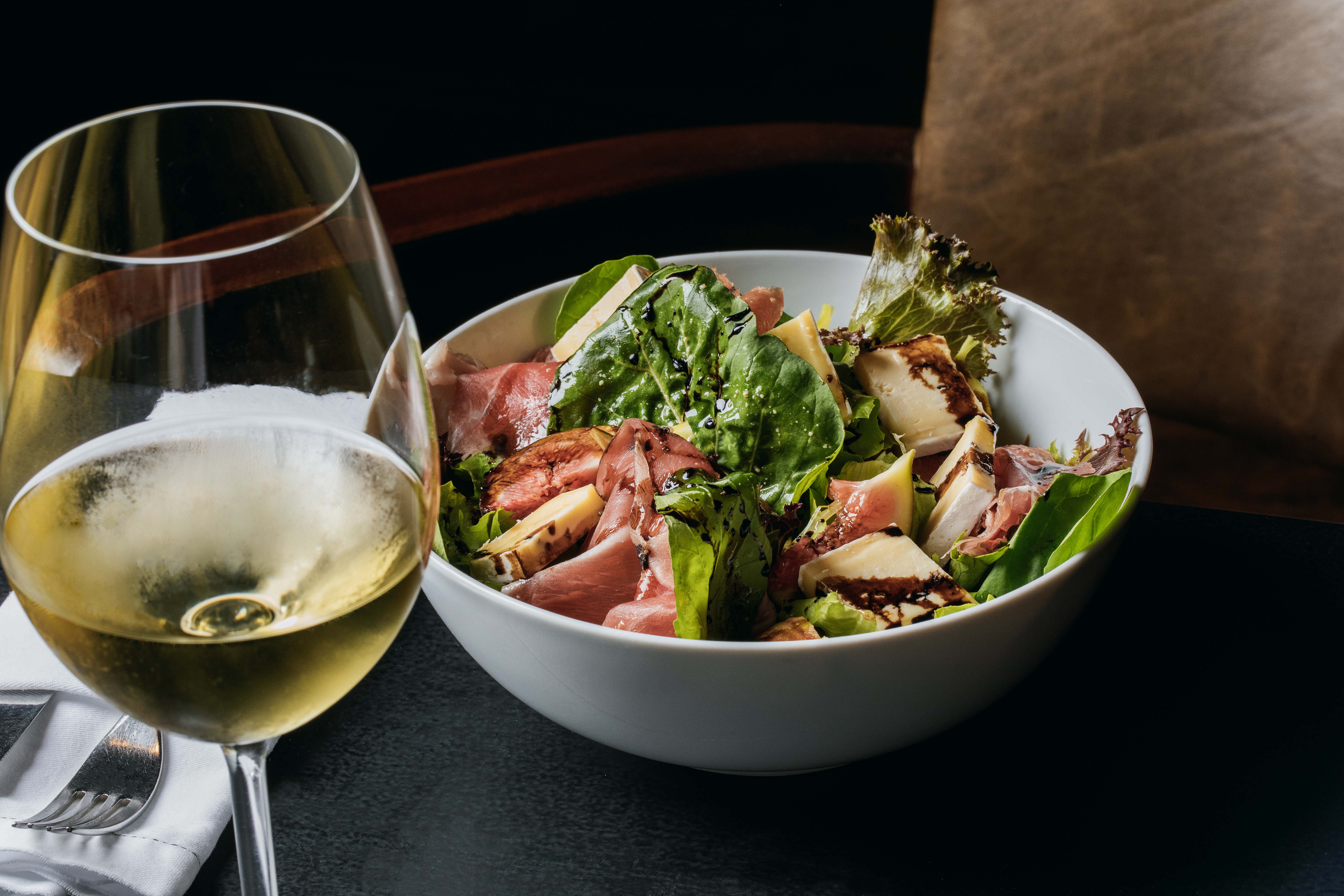 18 saladas diferentes para provar em restaurantes de São Paulo
