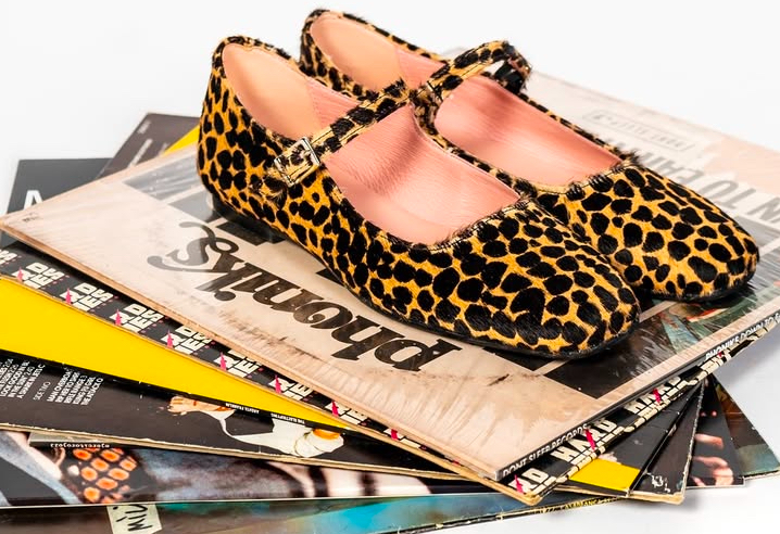 sapatilha-tendência-2025-animal-print Como construir um look com animal print?