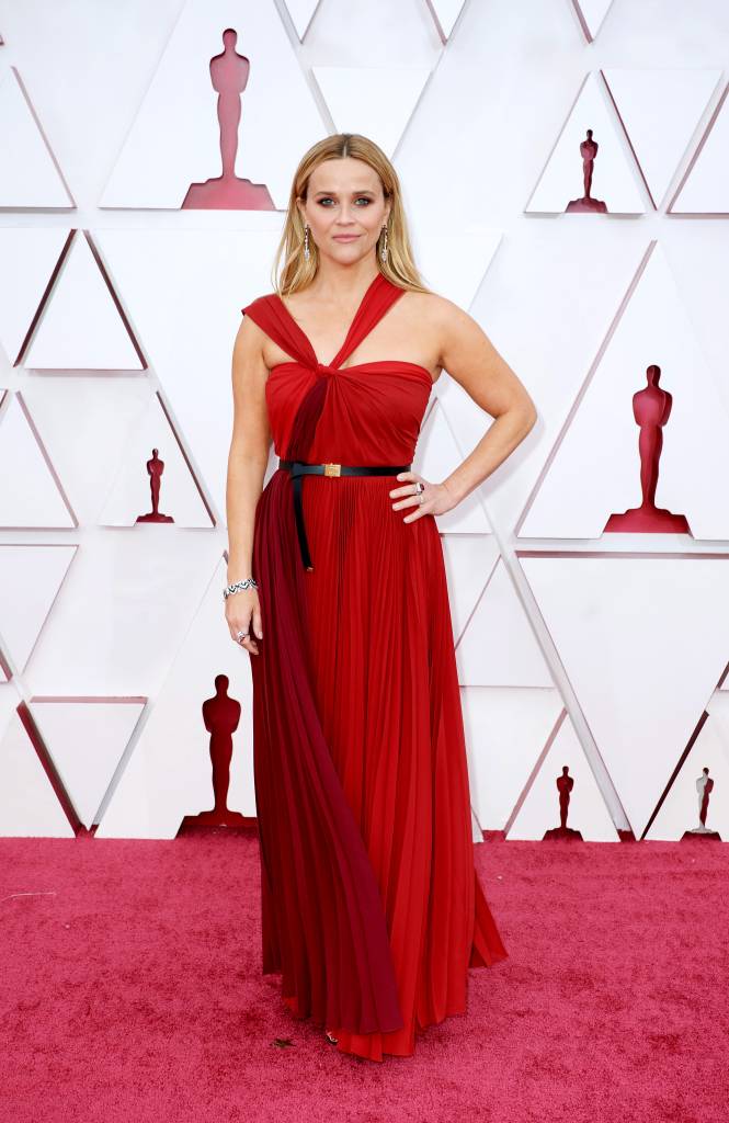 Os 6 looks mais feios da história do Oscar, segundo a redação